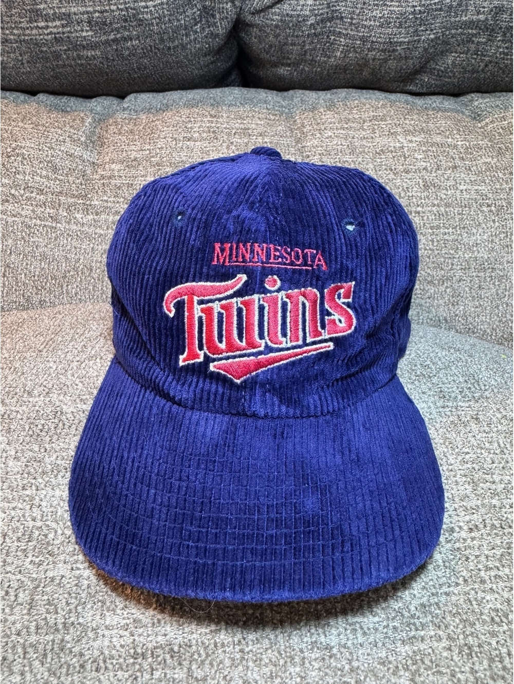 Vintage Minnesota Twins Corduroy Snapback Hat Navy Blue MLB 1980’s / 1990’s
